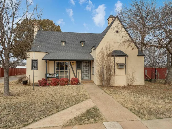 107 W Southland Ave, Electra, TX 76360