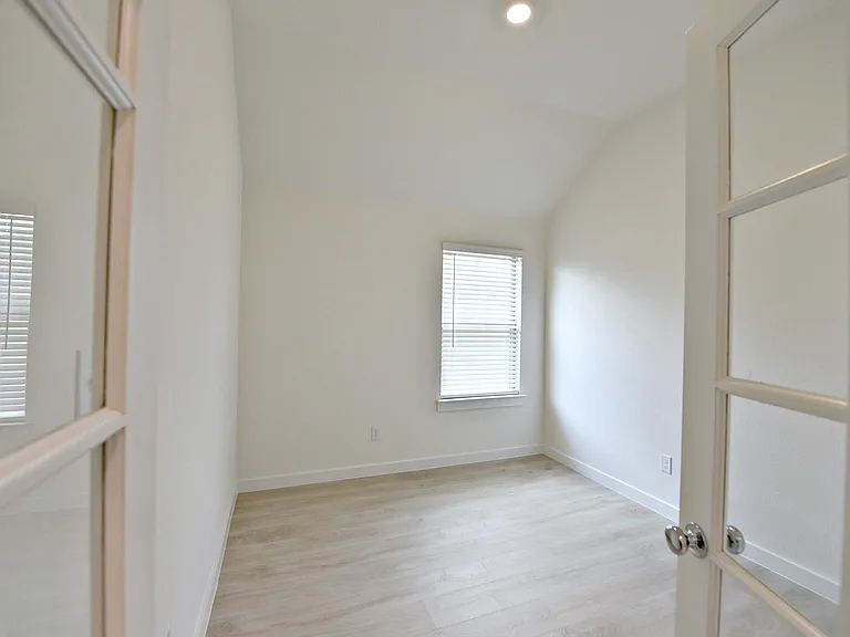 108 Divisadero Dr — Photo 11