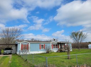 8775 Rodeo Dr, Terrell, TX 75160