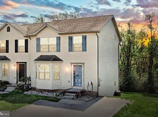 59 Hemlock Dr, Hanover, PA 17331