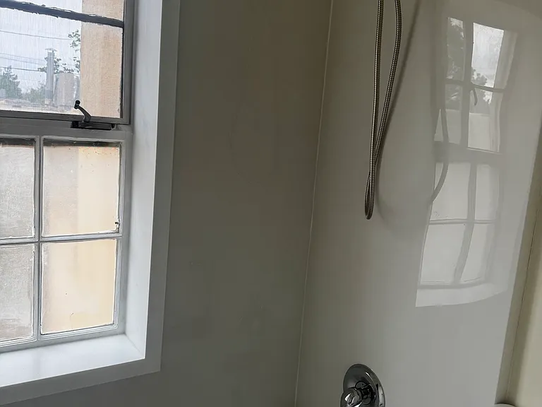 317 Dartmouth Dr SE — Photo 13