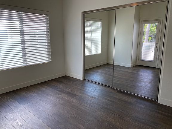 5th image of 4076-4082 Promontory St #4076