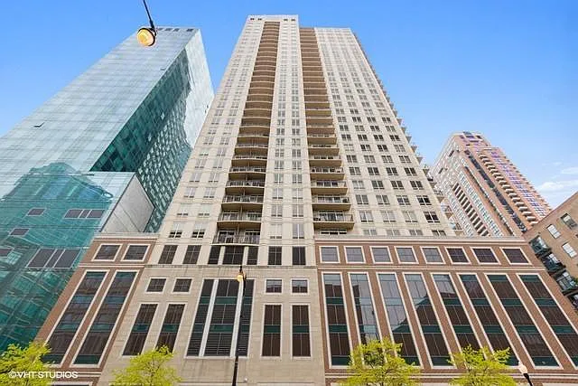 1111 S Wabash Ave #806 — Photo 1