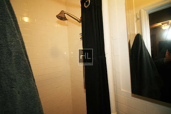 Rented by Highline Residential | media 11