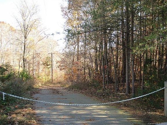 5th image of 147 Cherokee Dr