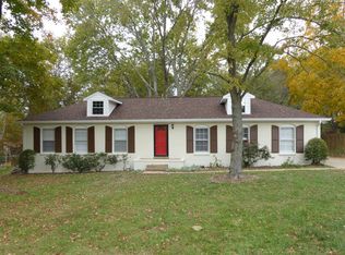 8025 Arbor Dr, Nashville, TN 37221