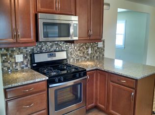 1317 Canterbury Ln, York, PA 17406