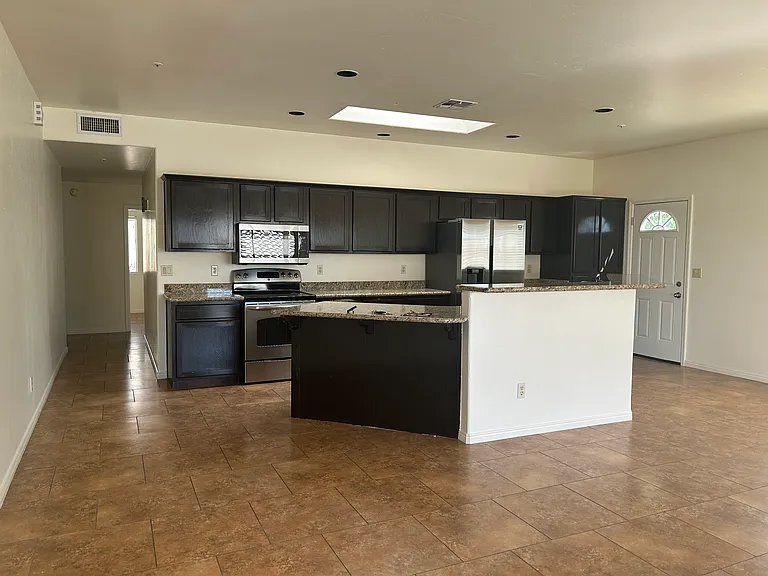 12223 N Fountain Hills Blvd — Photo 3
