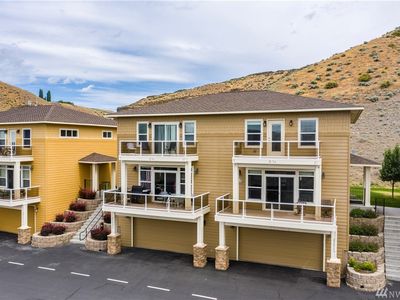 23215 Sunserra Loop NW #B38, Quincy, WA, 98848