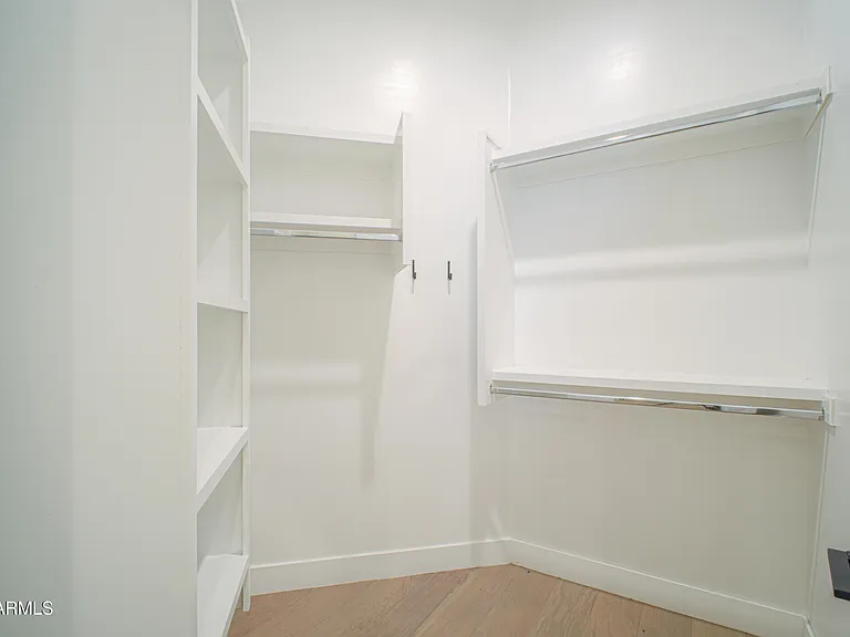 12424 E Victoria St — Photo 55