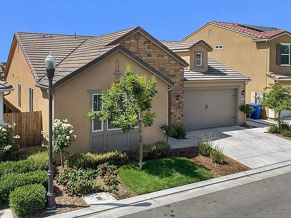 2nd image of 3012 Swift Ln