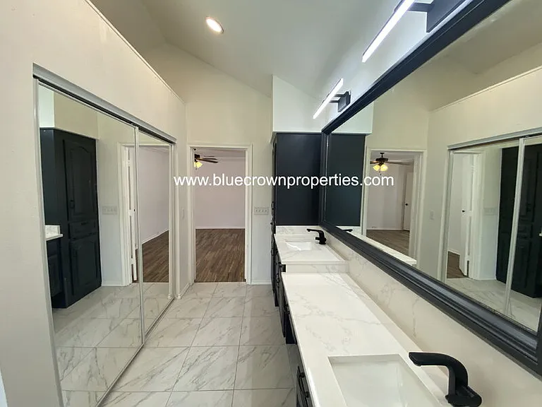 3736 Solarium Pl — Photo 20