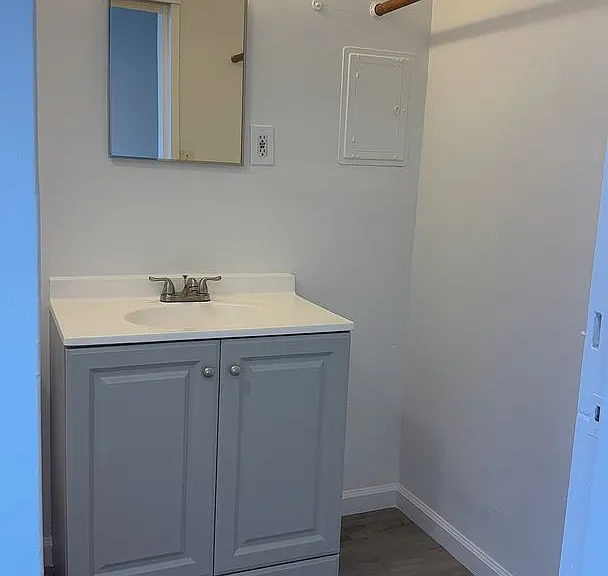 218 Kaiulani Ave — Photo 5
