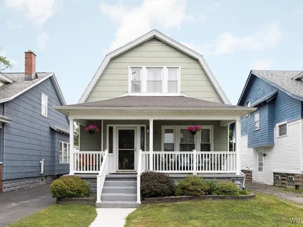 34 Downing St, Buffalo, NY 14220