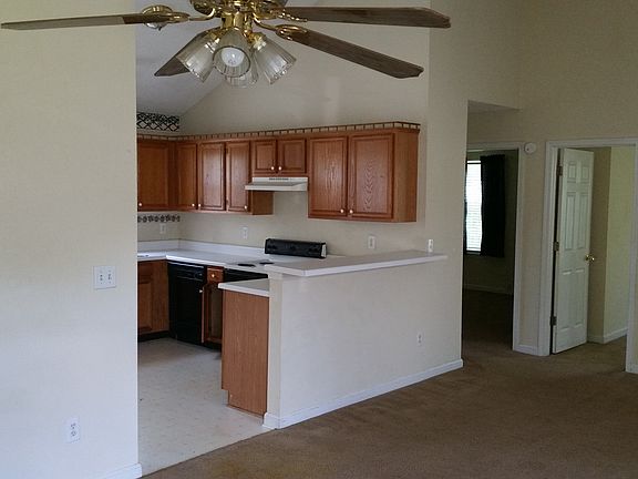 5th image of 1187 Foxwood Dr