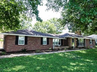 11460 Old Halls Ferry Rd, Florissant, MO 63033