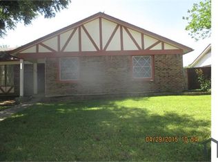 2110 Statler Dr, Carrollton, TX 75007