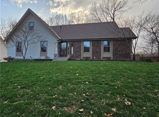 1809 SW Cherokee Strip, Blue Springs, MO 64015
