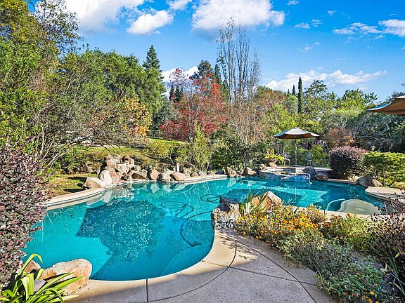 2nd image of 6000 Hoffman Ln