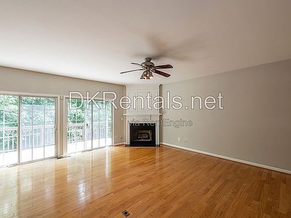 3rd image of 2358 Towneview Ct SE Unit 6