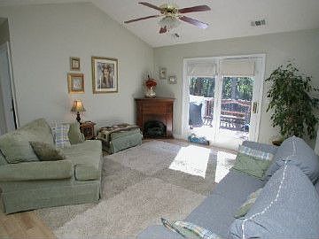 2nd image of 3706 Cameron Cir