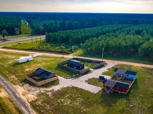 158 Nursery Rd, Livingston, TX 77351