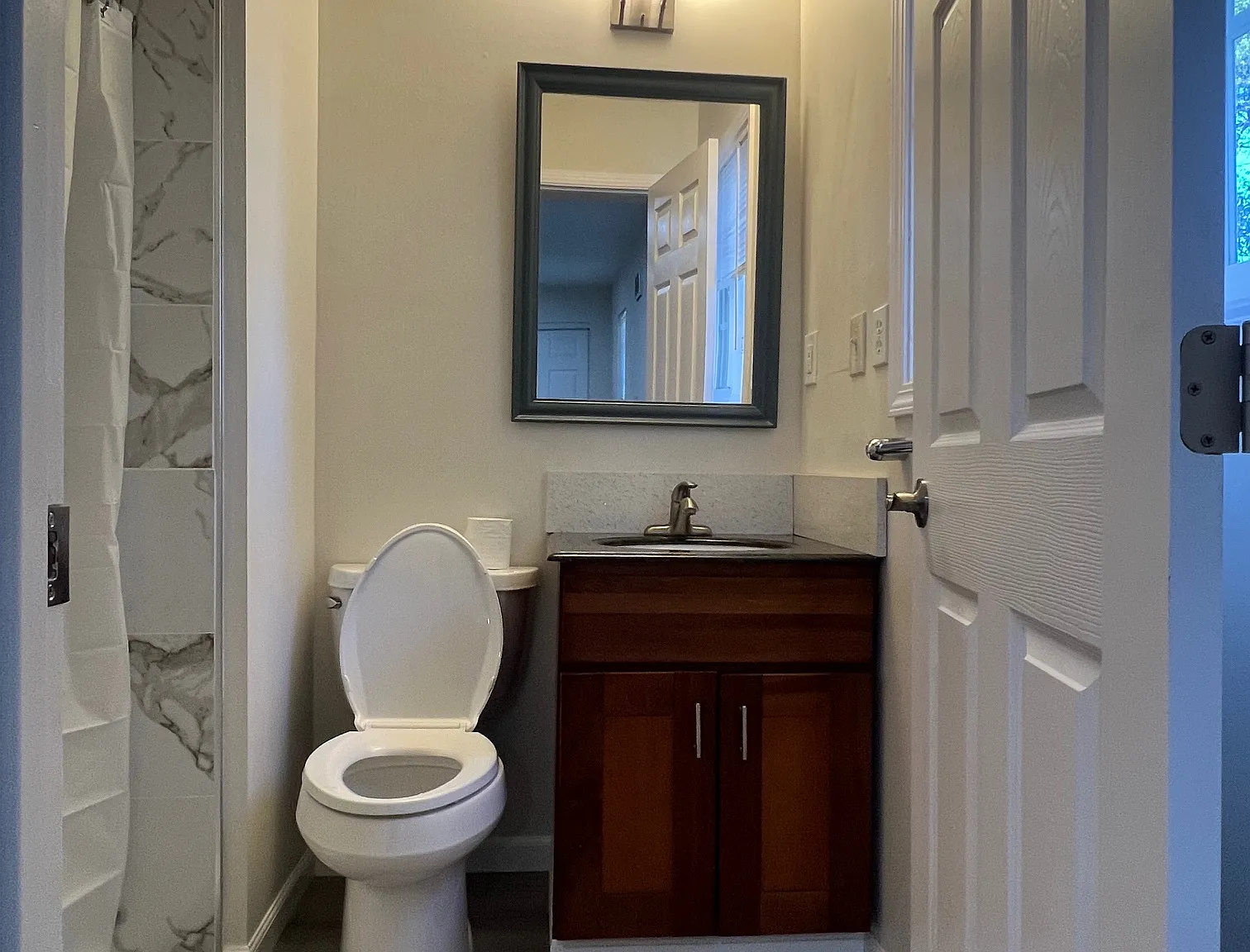 Studio, 350 sqft, $1,180 — Photo 4