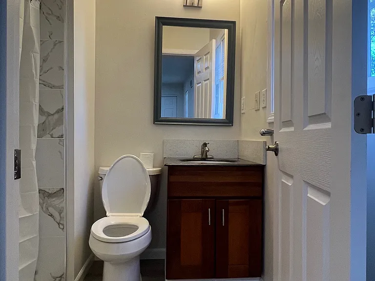 2417 Princeton Ave #4 — Photo 4