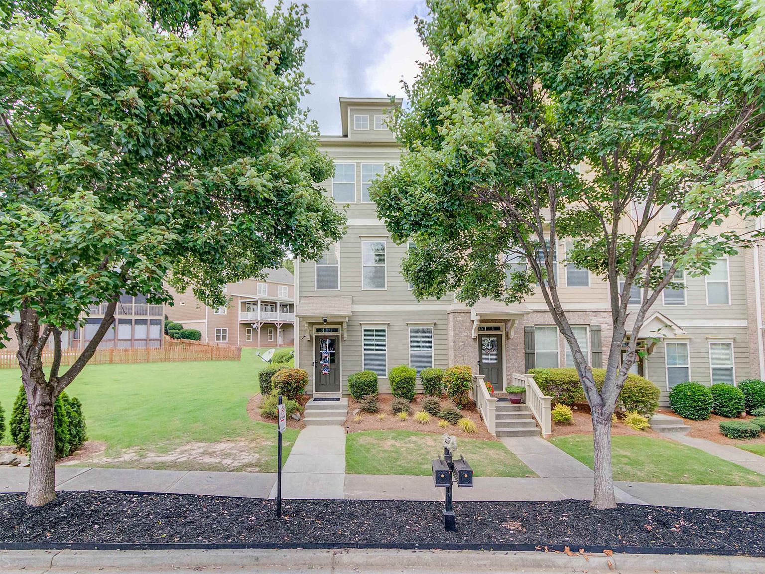 639 Grove Manor Park, Suwanee, GA 30024 Zillow