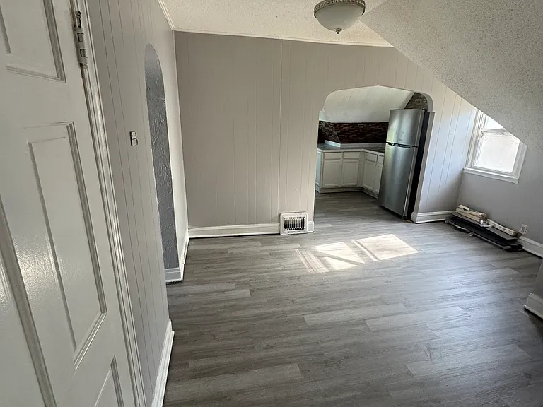 2940 Vincent Ave N #2 — Photo 12