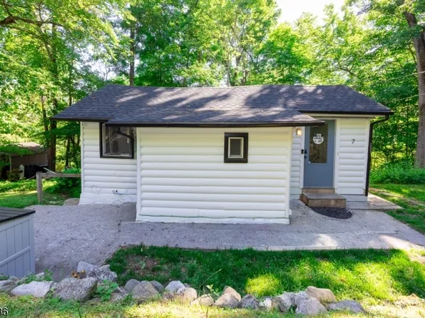 7 Birch Road, Vernon Twp., NJ 07461