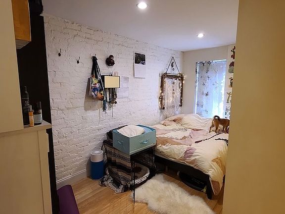 3rd image of 181 Avenue B #4
