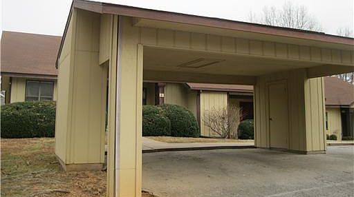 2nd image of 1 Eleanor Ln