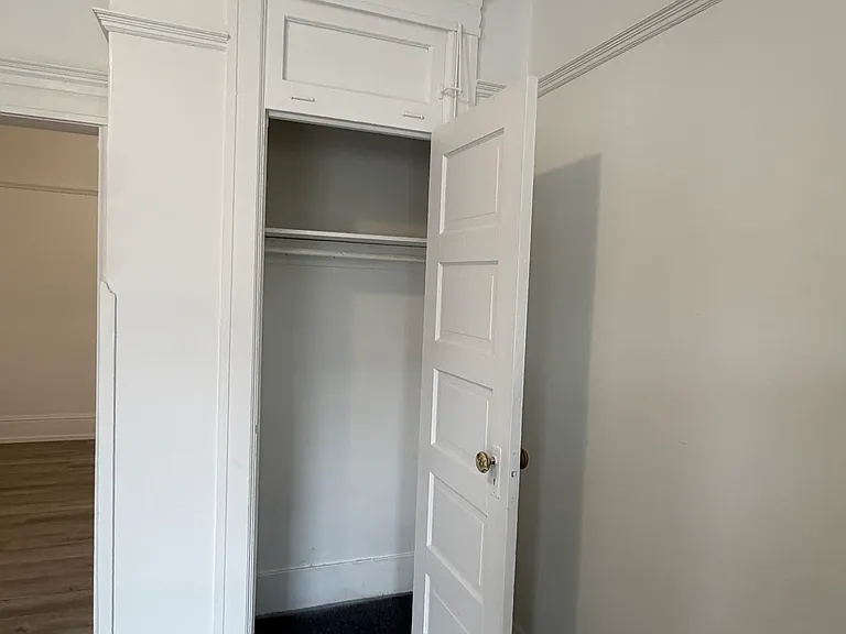 33-1717 W Burnside St #26 — Photo 4