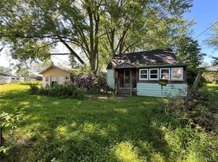 12694 Creek Rd, Sardinia, NY 14134