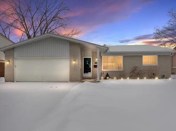 37177 Bristol St, Livonia, MI 48154