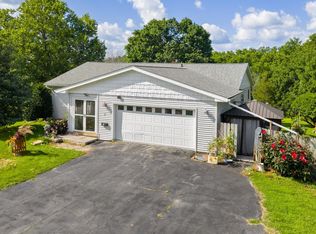 7 Parkwood Dr, Lancaster, WI 53813