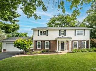 583 Princeway Ct, Ballwin, MO 63011