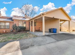 8600 Olde Colony Trl APT 125, Knoxville, TN 37923
