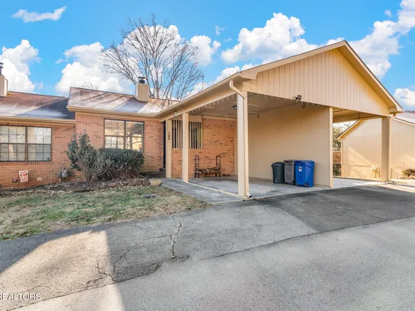 8600 Olde Colony Trl APT 125, Knoxville, TN 37923