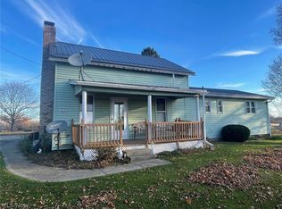 8041 Bachelor Rd NW, Waynesburg, OH 44688