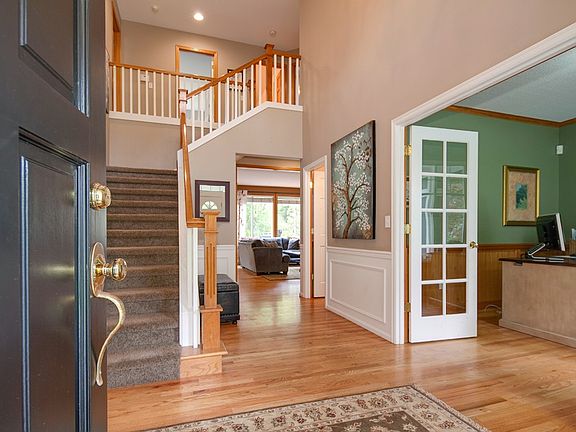 5th image of 27618 NE Quail Creek Dr