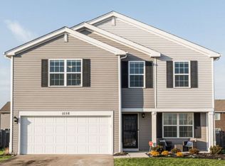 1556 Crest Dr, Pingree Grove, IL 60140
