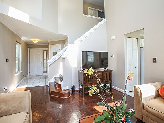 3rd image of 223 S Lancelot Ln #223