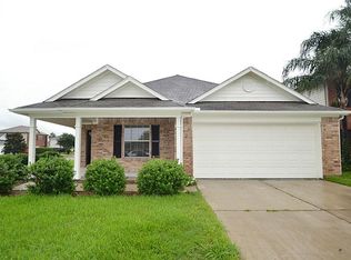 7918 Sorrel Cir, Baytown, TX 77521