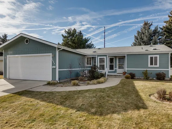 1665 NE 6th St, Redmond, OR 97756