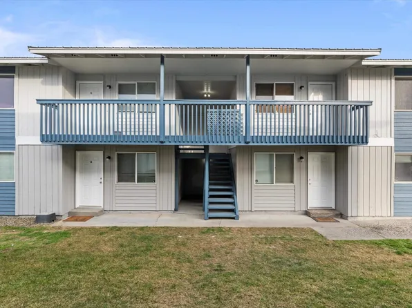 1121 N Cleveland St, Kennewick, WA 99336