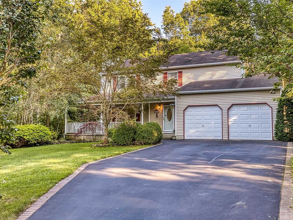 1st image of 6 Jacqueline Dr