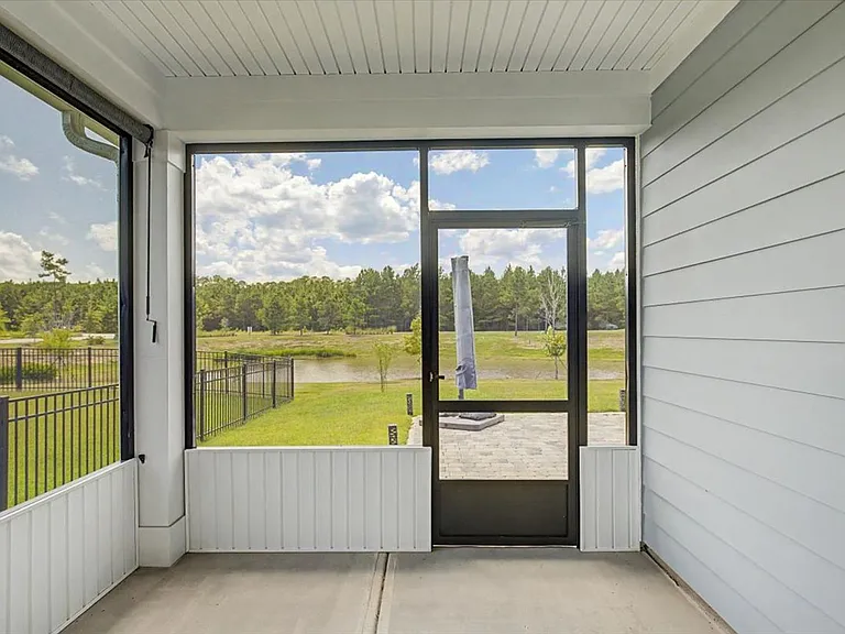 783 Longleaf Dr — Photo 28