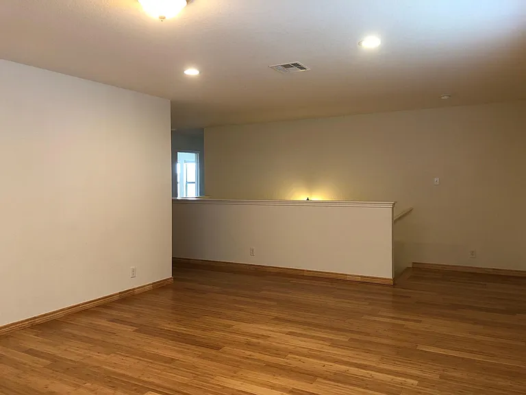220 Calixto Ct — Photo 5